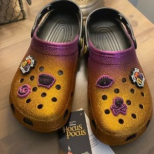 NEW CROCS X HOCUS POCUS